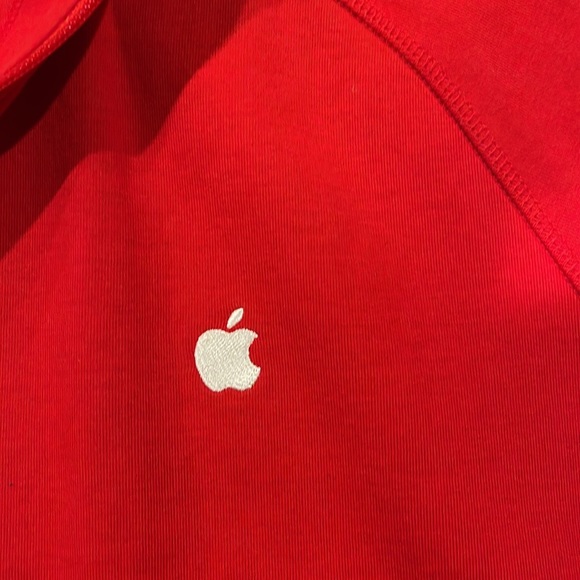 Apple Logo Beautiful Bright Red L/S Sweater. Great condition - Picture 2 of 8